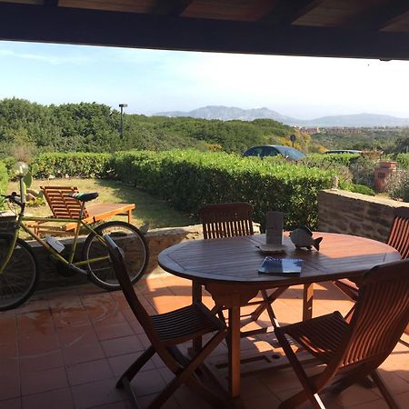 Вілла Sardinia Re - Casa Ibiscus Стінтіно Екстер'єр фото